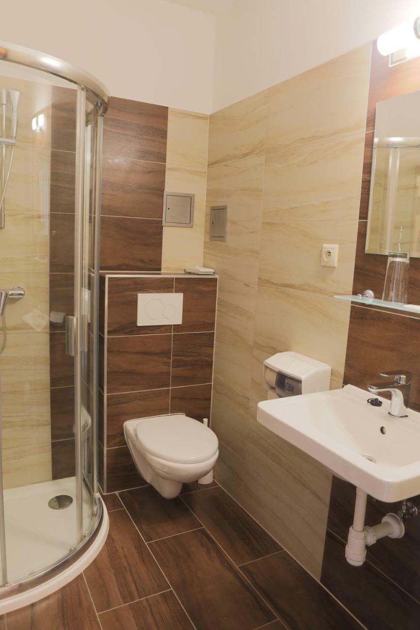 Hotel Diana Nové Mesto nad Váhom 외부 사진